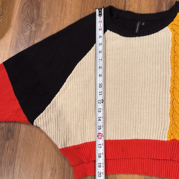 MOON & MADISON Womens Long Sleeve Color Block Cable Knit Crop Sweater(Size: Med) - Picture 6 of 10